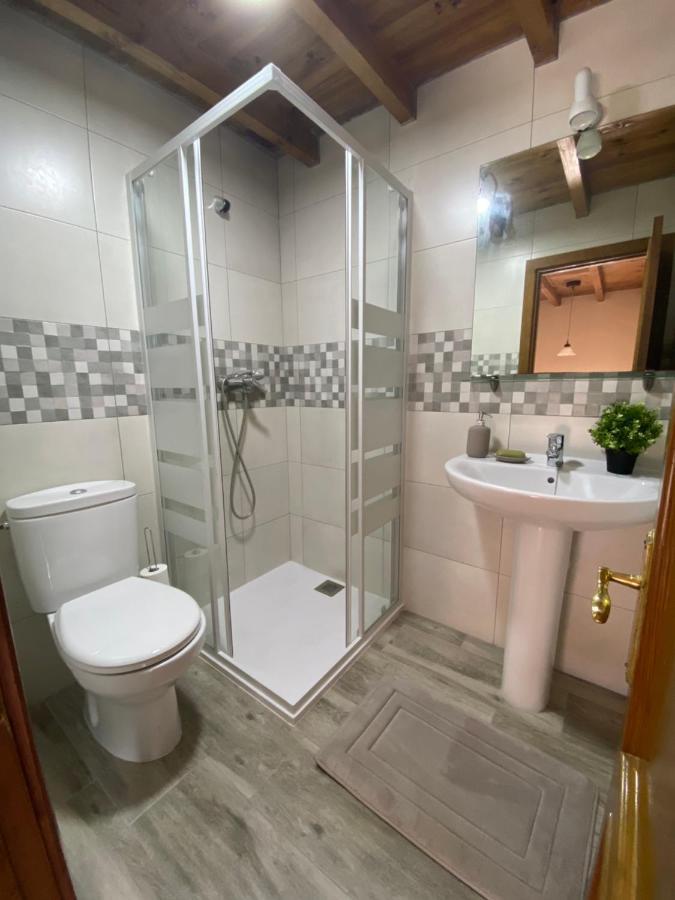 Lledias Apartamentos San Juan 1 מראה חיצוני תמונה